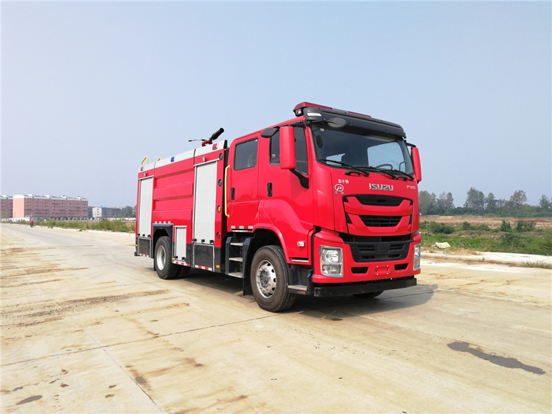 國(guó)六慶鈴五十鈴6-7噸泡沫消防車